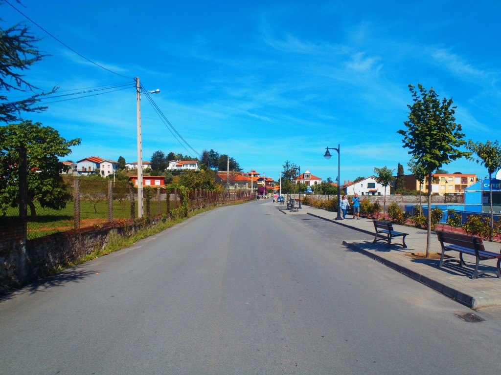 Calle principal de Celorio - Celoriu.com