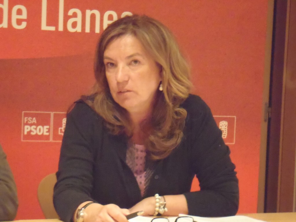la Alcaldesa de Llanes en rueda de prensa - Celoriu.com