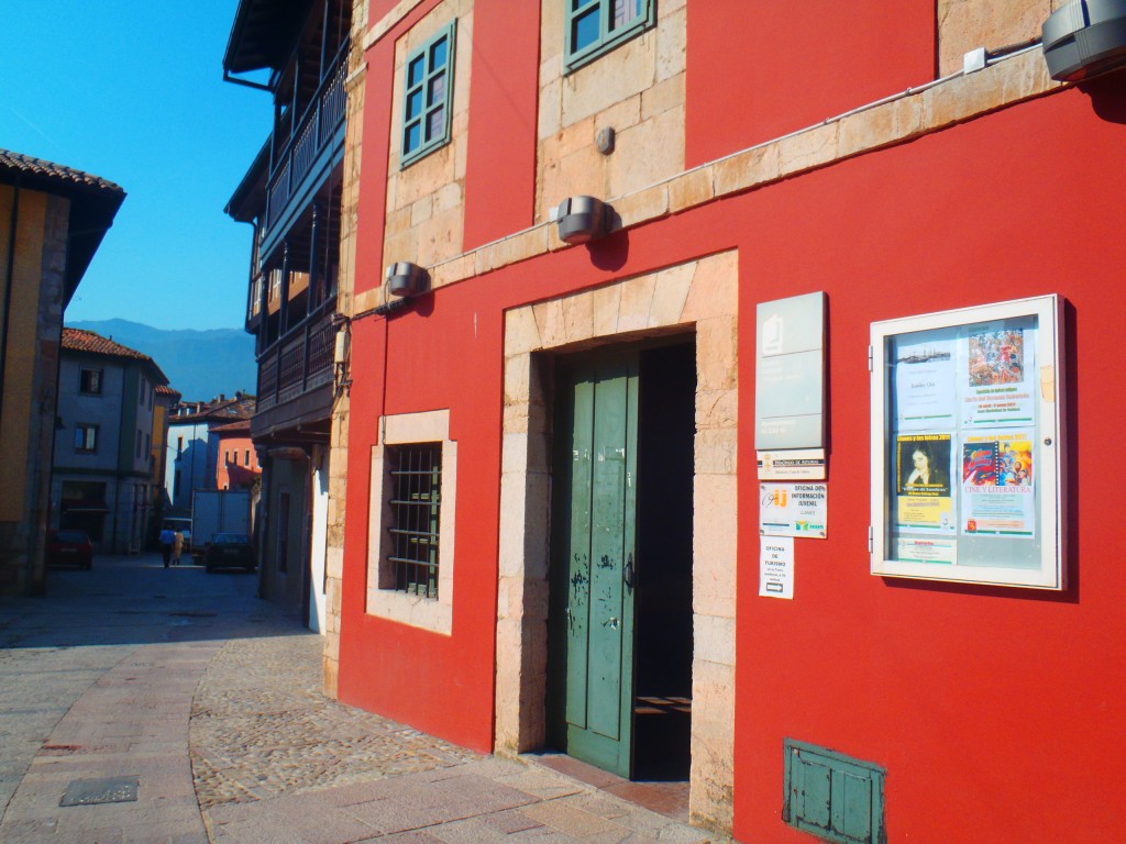 Casa Municipal de Cultura de Llanes - Celoriu.com