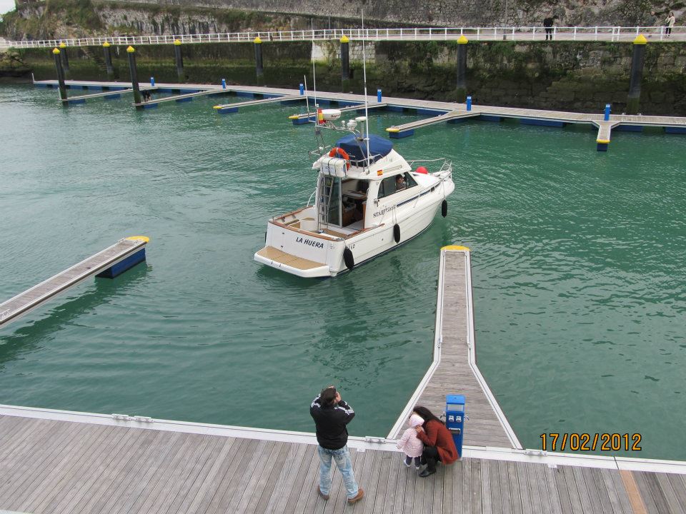 La primera embarcación hacía su entrada en la tarde del viernes 17 de febrero en el nuevo puerto deportivo de Llanes - Celoriu.com