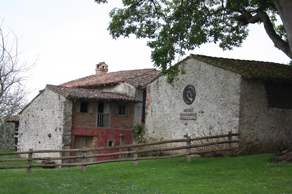 El museo etnográfico del oriente de Asturias en Porrúa, Llanes - Celoriu.com