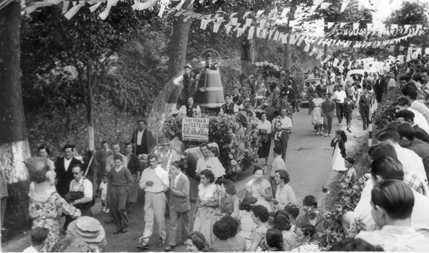 Fiestas del Bollu de 1957 en Celorio, Llanes - Celoriu.com